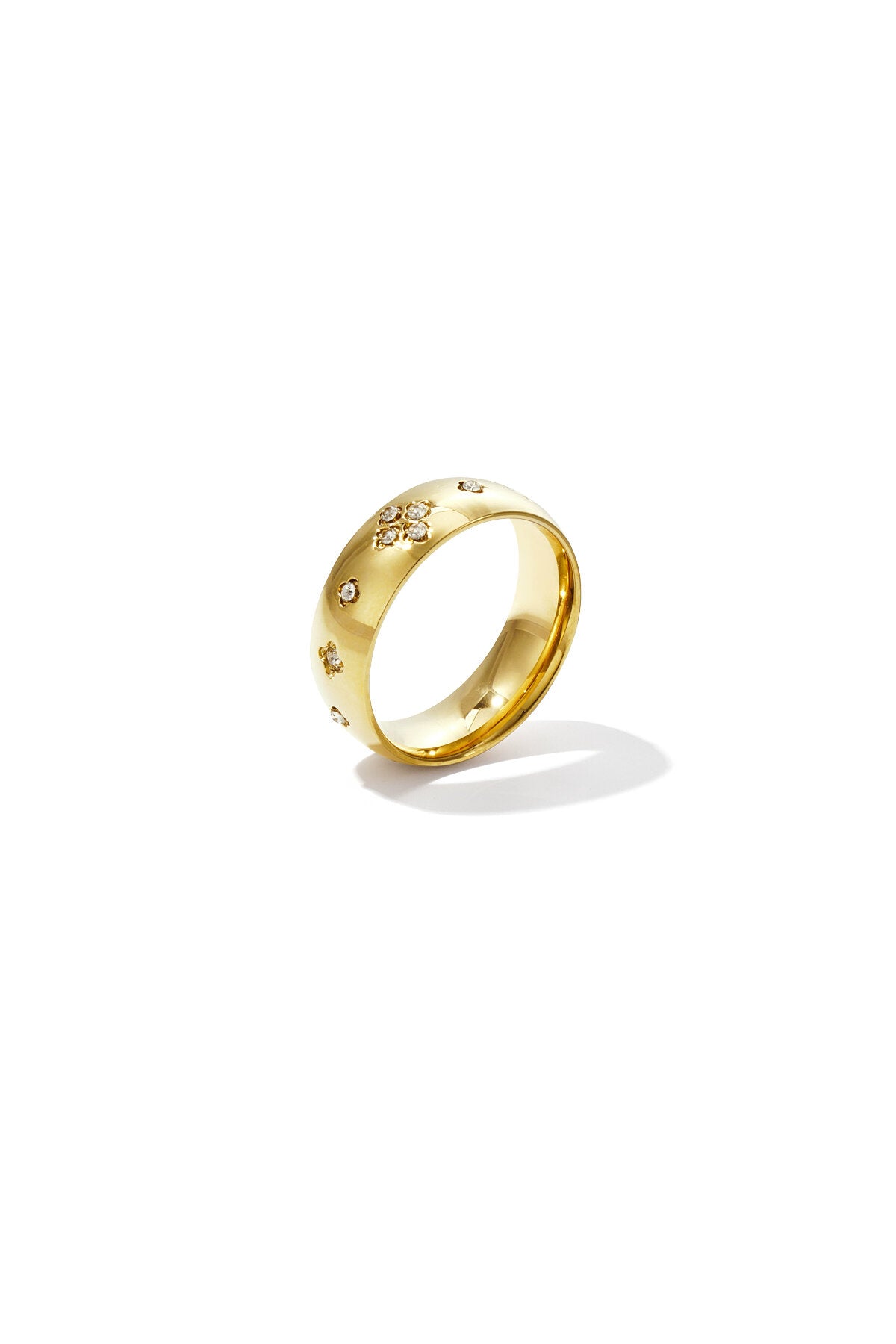 Bague ornée de pierres en forme de trèfle
