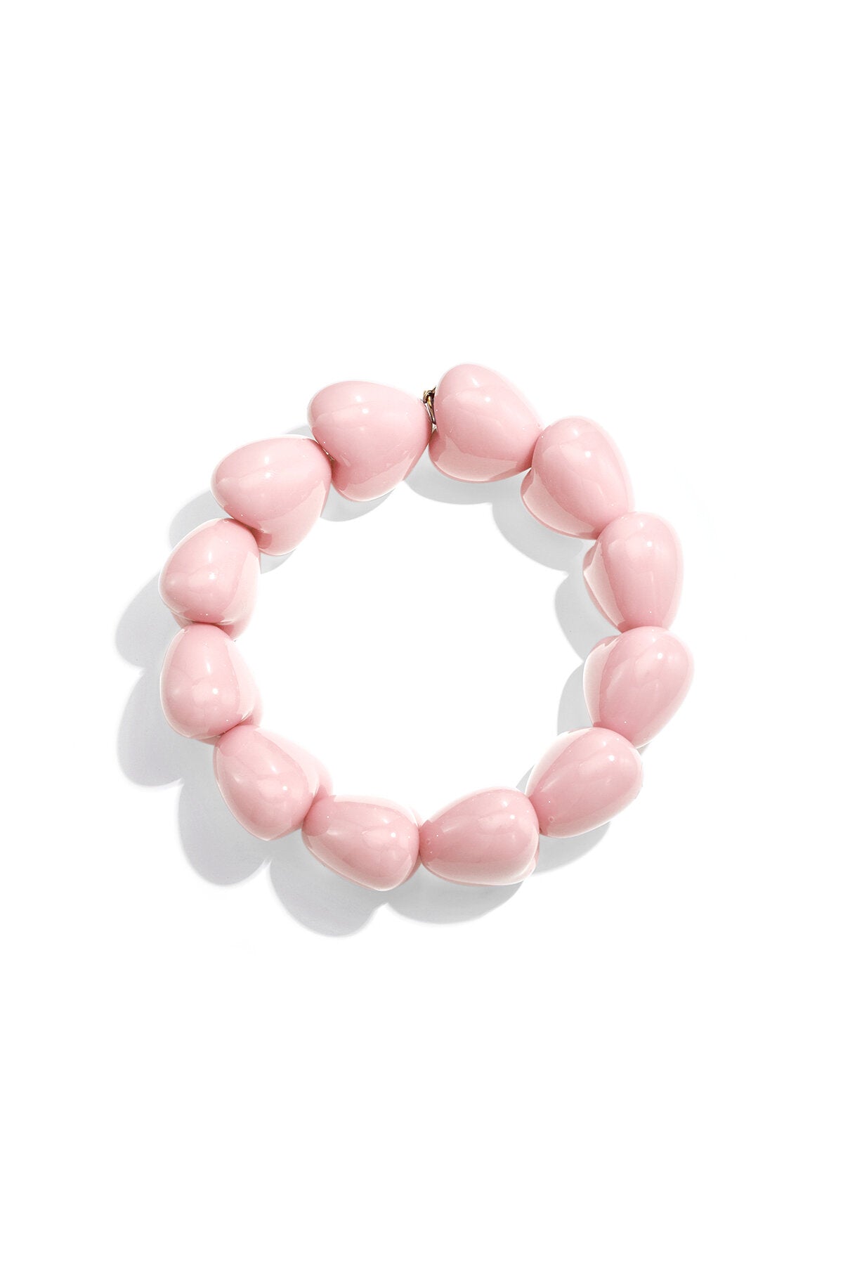 Bracelet avec de grosses perles en forme de cœur